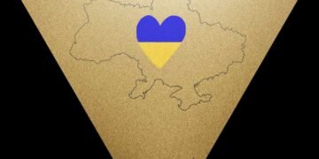 На Луну полетела ракета с украинским флагом