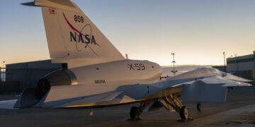 NASA и Lockheed Martin представили экспериментальный тихий сверхзвуковой самолет – фото