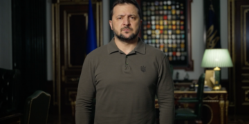 “Боремося всі”: Зеленський звернувся до українців у День Соборності України і відзначив подвиг захисників