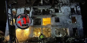 Росіяни влучили ракетою в готель у Харкові: 10 постраждалих, зокрема іноземці