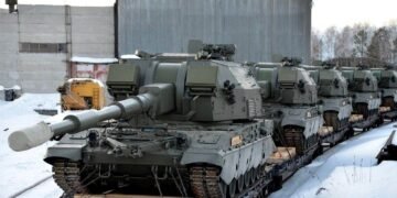 Росія повідомляє про запуск серійного виробництва САУ “Коаліція-СВ”: що про неї відомо