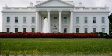 Bloomberg: Белый дом поддерживает законопроект о конфискации части замороженных активов РФ