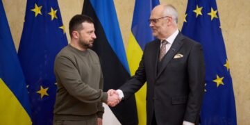 Зеленский: паузы в защите Украины способствовали бы лишь перевооружению России