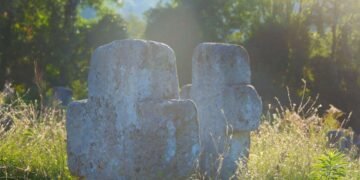 Що не можна робити на цвинтарі і одразу після його відвідування: суворі заборони