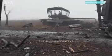 Россия нанесла удар управляемыми авиабомбами по центру Купянска