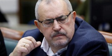Приказ “сверху”: в России «антивоенному» Борису Надеждину отказывают в печати его предвыборной газеты