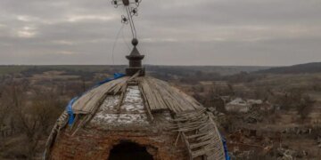 В сети появились ФОТО, как оккупанты превратили украинский храм в госпиталь