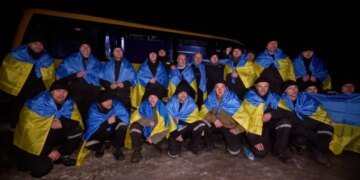 Украина провела еще один  крупный обмен пленными. ФОТО