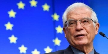 Готовится новое большое наступление армии Путина: Боррель назвал сроки