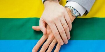 У Греції легалізували одностатеві шлюби