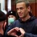 “На трупе Навального могут быть следы насилия”: семье политика отказываются выдавать тело