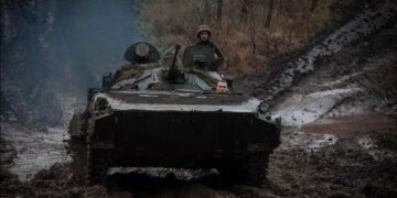 Противник давит на нескольких направлениях: сводка Генштаба
