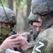 Російські командири налагодили новий “бізнес” серед своїх солдатів: чим “торгують”