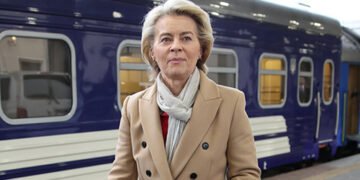 “Ми твердо стоїмо на боці України”: до Києва прибули президентка Єврокомісії Урсула фон дер Ляєн та прем’єри Італії, Канади й Бельгії
