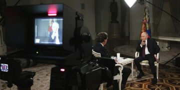 Інтерв’ю Путіна Карлсону записували двічі: з американським журналістом спілкувався двійник, – аналітик