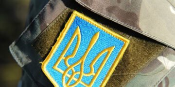 Це не кадри із бойовика: один український штурмовик героїчно відбив атаку 10 окупантів. ВІДЕО