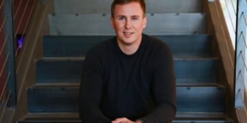 Создатели ChatGPT хотят вложить миллионы в стартап роботов-гуманоидов. Что известно