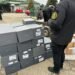 Львовские таможенники обнаружили незадекларированные “старлинки” на 1 млн грн – фото