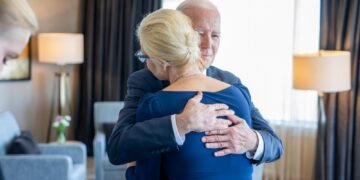 Президент США провів зустріч з дружиною Навального
