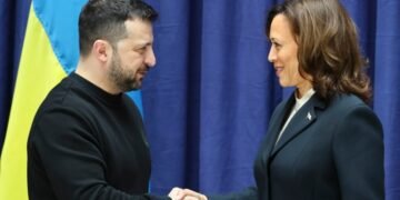 Камала Харрис: мы будем добиваться от России возмещения ущерба Украине