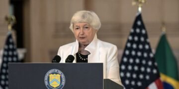 Йеллен призвала срочно использовать замороженные российские активы для помощи Украине