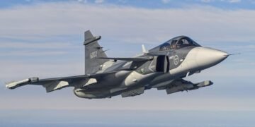 Коли Україна може отримати шведські винищувачі Gripen: відповідь міністра оборони