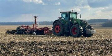 “Эпицентр Агро” приобрел в лизинг 50 тракторов Fendt