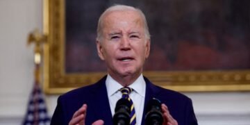 Байден призвал Палату представителей к скорейшему принятию пакета помощи Украине и Израилю