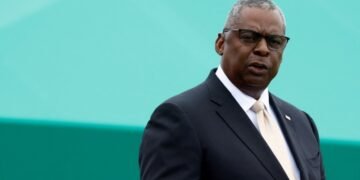 Министр обороны США примет участие в ключевой встрече по Украине виртуально