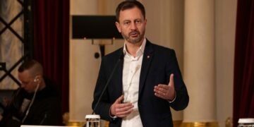 Экс-премьер Словакии: помощь Украине – это не расходы, а инвестиции