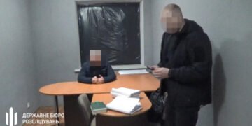 Чиновник військової частини незаконно нарахував 600 тисяч гривень “бойових”, його чекає суд