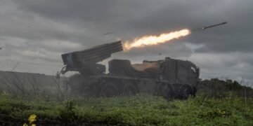 Над Белгородской областью сбили 18 ракет – есть раненый