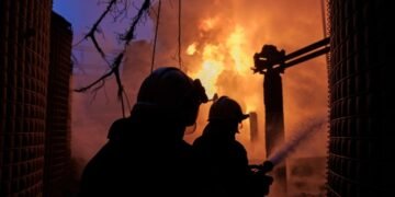 Украина увеличила импорт и приостановила экспорт электроэнергии