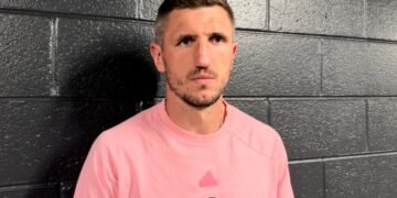 Футболист Сергей Кривцов: «Они пришли убивать наших женщин и детей»