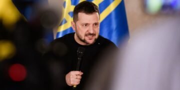 Зеленский призвал укрепить противовоздушную оборону Украины