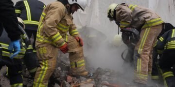 В Одесі з під завалів деблокували тіла мами з тримісячною дитиною. ФОТО