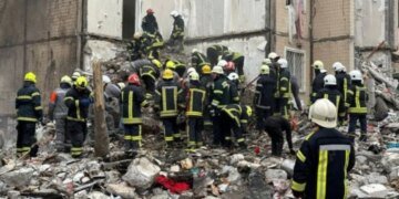 В Одессе из-под завалов извлекли тело еще одного ребенка