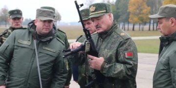 Лукашенко готовит спецназ к окружению Вильнюса: СМИ предоставили доказательства