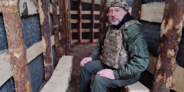 “Если враг хочет найти свою смерть – пусть наступает”, – Лыховий показал “отсутствующие” фортификации под Авдеевкой