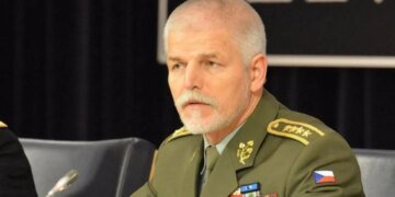 Чехия в рекордные сроки собрала сумму на покупку боеприпасов для Украины