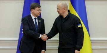 Украина получит от ЕС деньги сразу за три месяца: в ЕС раскрыли детали первых траншей