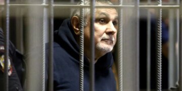 В России из тюрьмы отпустили короля российского криминала, помогавшего отправлять зэков на фронт