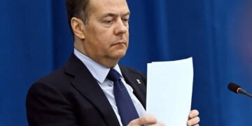 Медведев назвал условием мира с Украиной полную оккупацию страны Россией