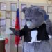 “Голосуют медведи, в урнах зелёнка”: как проходят выборы президента в России? ВИДЕО
