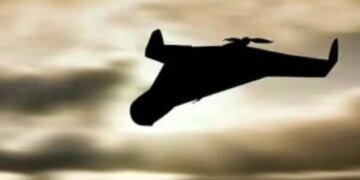 Воздушная тревога: в Украину дроны залетели с трех направлений