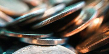 В Індії бодибілдер проковтнув десятки монет і магнітів, щоб досягти успіхів у спорті