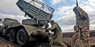 Росіяни переміщують свої сили з-під Авдіївки: експерт вказав на напрямок