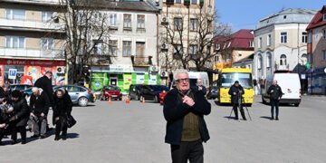 Батько два роки виглядав сина з війни: болісне чекання закінчилося. ФОТО