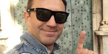 Нардеп Тищенко після розслідування про його бізнес в Ужгороді “натравив” на журналіста Ткача поліцію. ВІДЕО