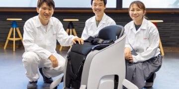 Производители экспериментируют с виртуальной реальностью. Как работает VR-сигвей Honda